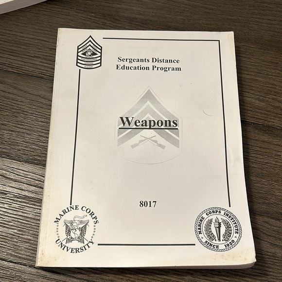 US Marine Corps sergeant distance education program training books 8016 8017 - Picture 11 of 16